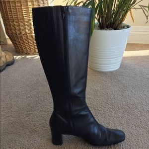 Black Via Spiga leather boots